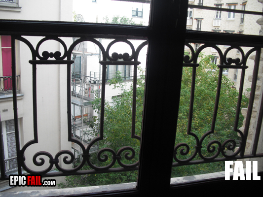 Caught on camera: railing Design Fail