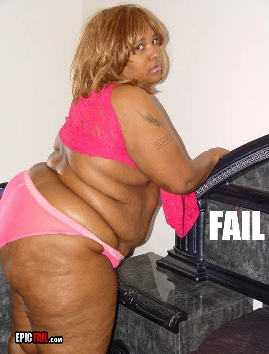 Moment: epic Sexy Fail