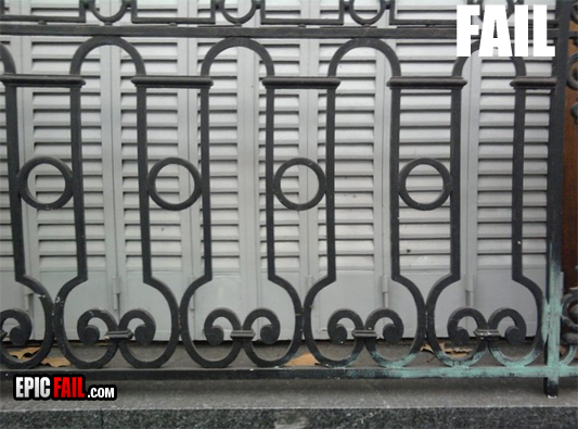 Watch: fence Design Fail