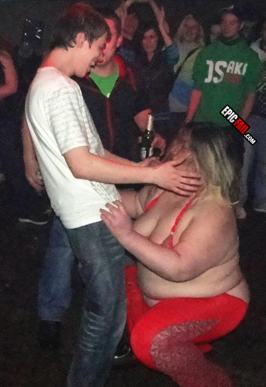 Clip: epic Stripper Fail