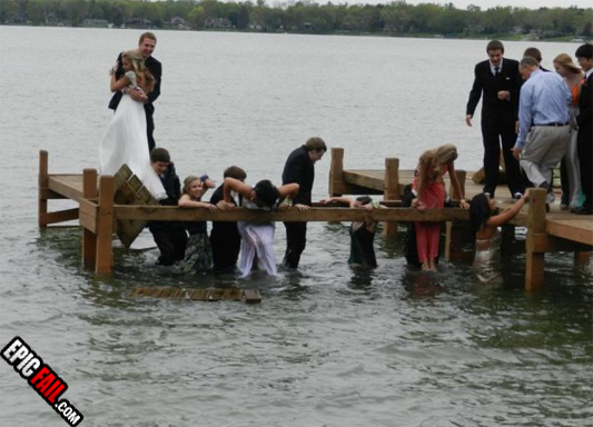 Watch: classic – Wedding Fail