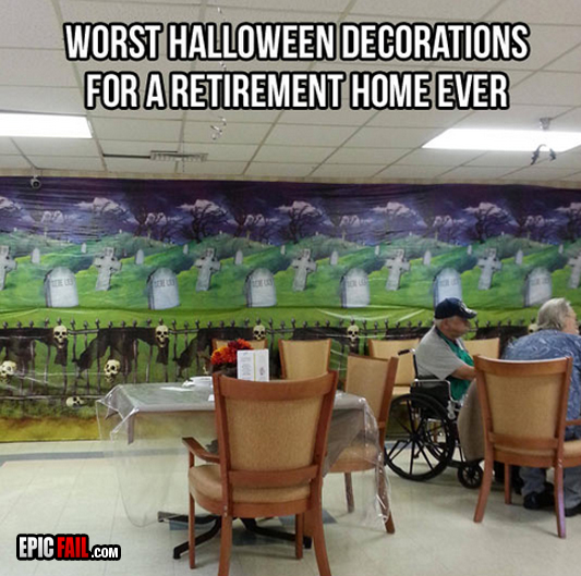 Clip: epic Halloween Decorations Fail