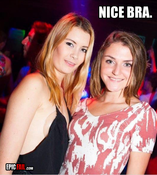 Moment: bra Fail