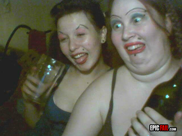 Moment: double Party Photo FAIL
