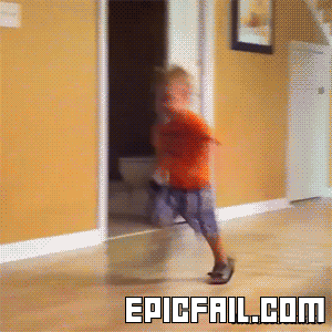 Watch: baby FAIL / Cat WIN