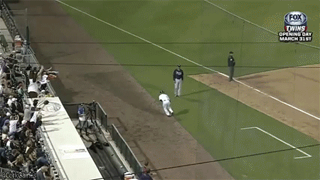 Mascot Ball Catch WIN — fail moment