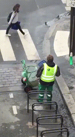 Employee of the Month — fail moment