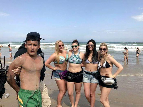 DEDICATION TO THE PHOTOBOMB — fail moment